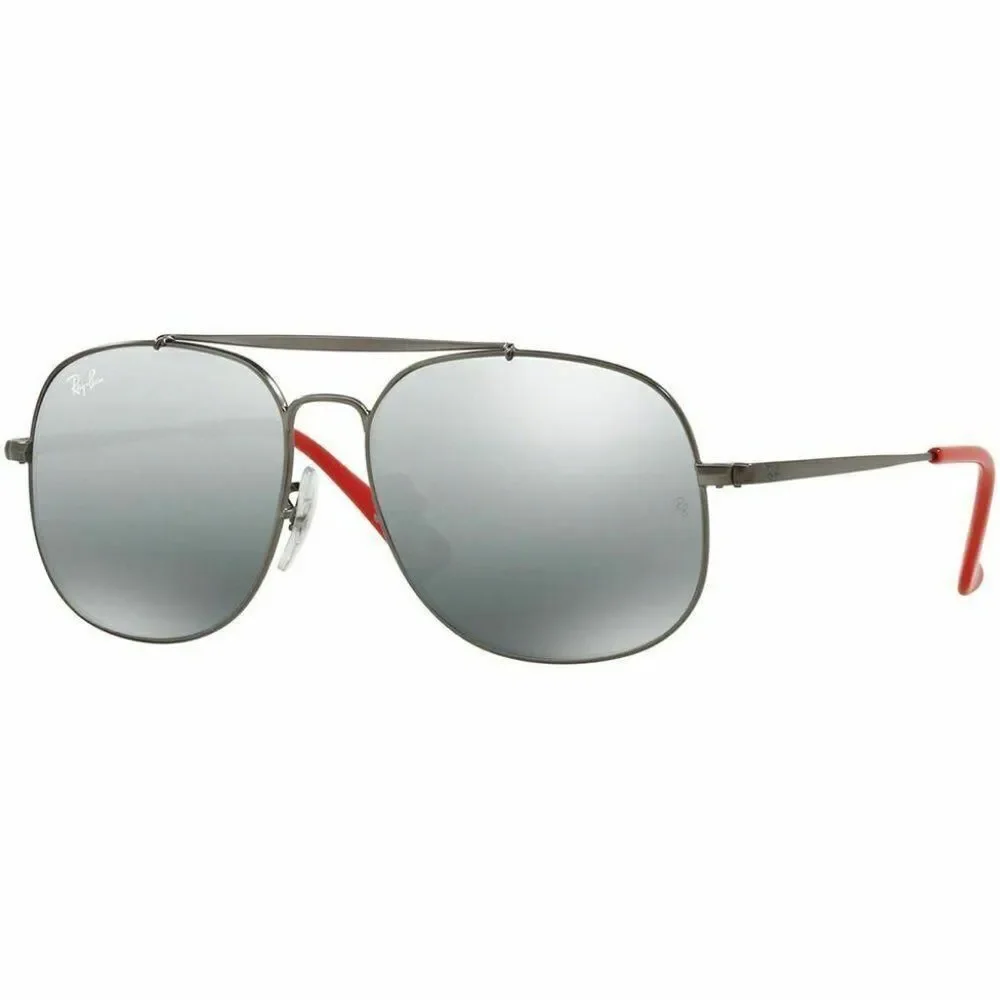 Ray Ban Aviator Sunglasses W/Grey Silver Lens